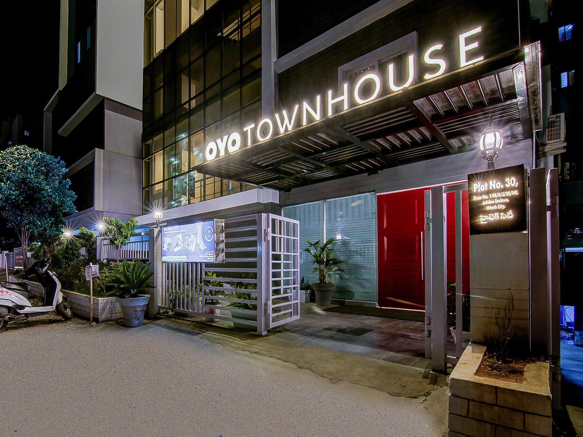Oyo Townhouse 034 -Halcyon Hitech City Road Haïdarabad Extérieur photo